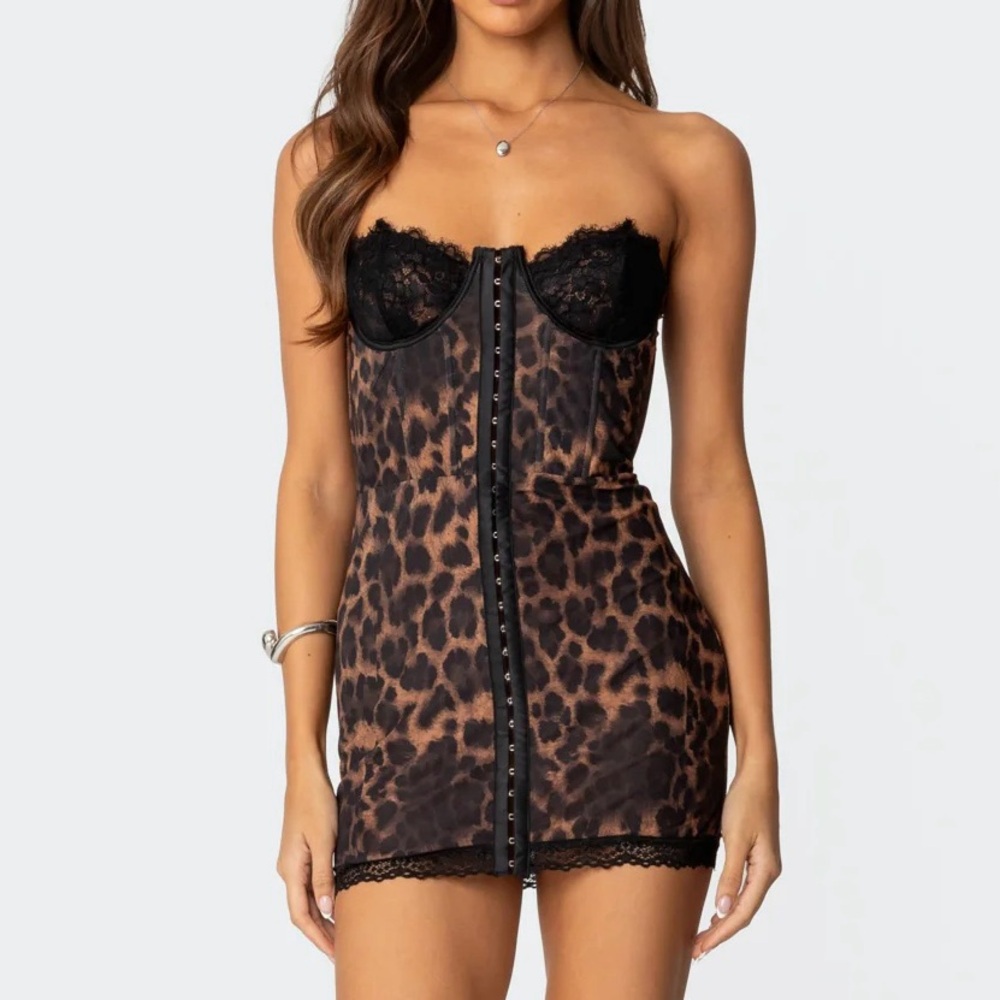 Edikted Leopard Print Strapless Mini Corset Dress